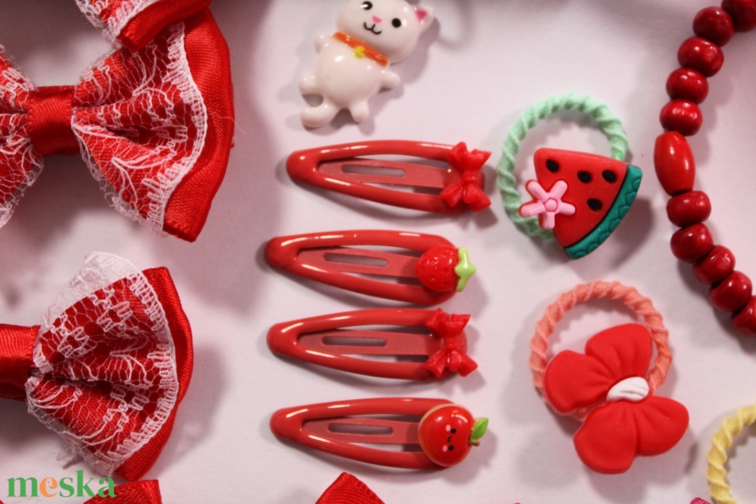 Piros kislány hajbavaló ajándékszett - ruha & divat - hajdísz & hajcsat - hajráf & hajpánt - Meska.hu