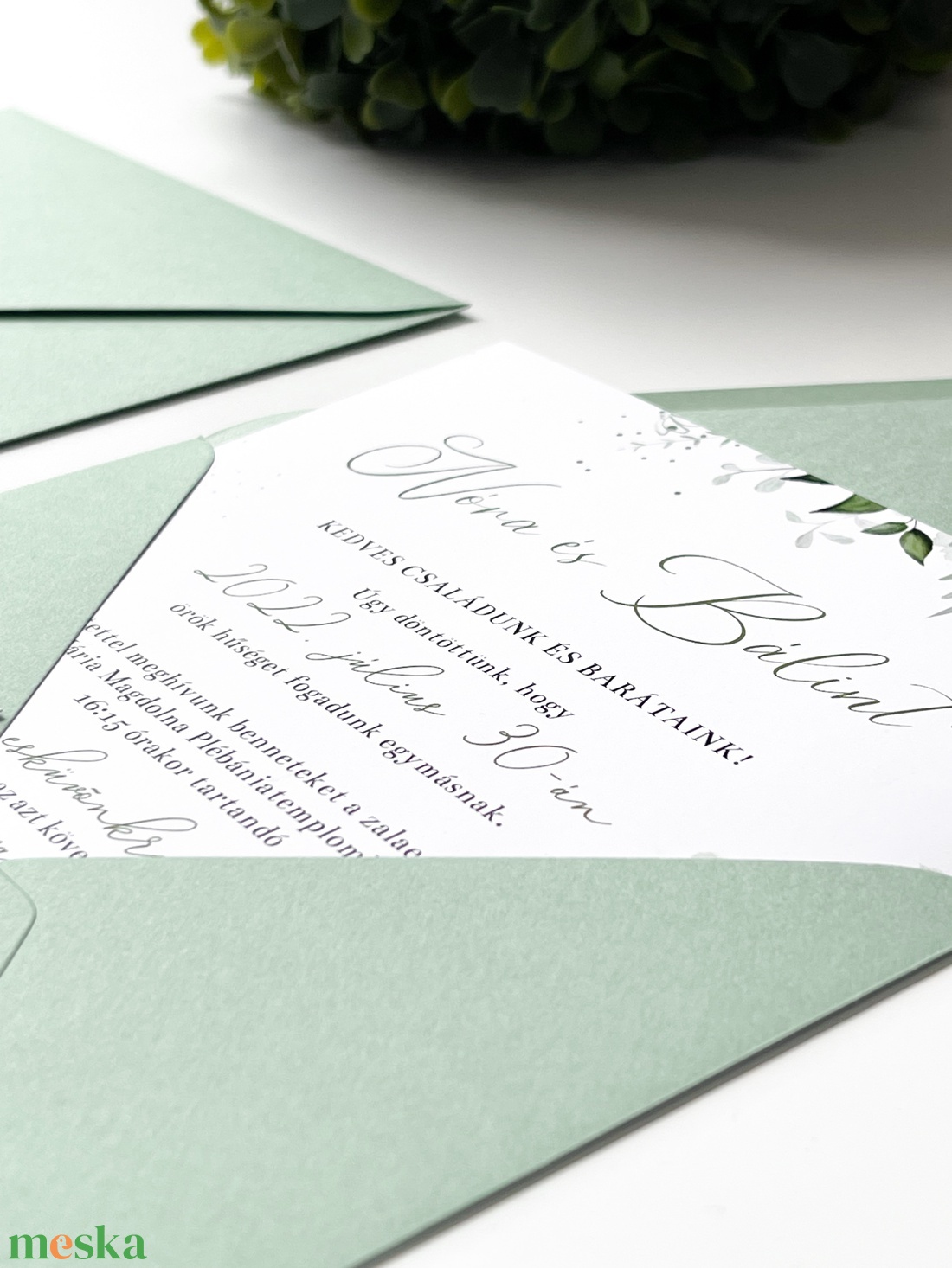 Minimal, greenery esküvői meghívó borítékkal, viaszpecséttel - esküvő - meghívó & kártya - meghívó - Meska.hu