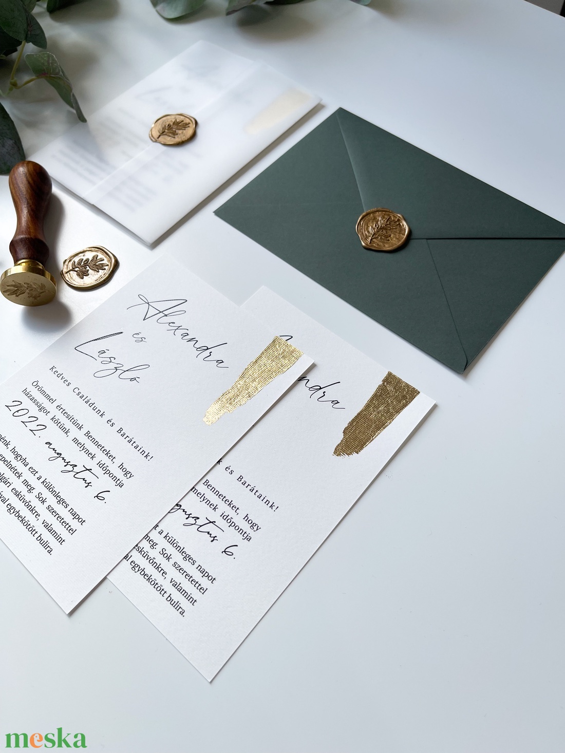 Minimal, arany füstfóliázott esküvői meghívó pausz papír borítóval, borítékkal, viaszpecséttel - esküvő - meghívó & kártya - meghívó - Meska.hu