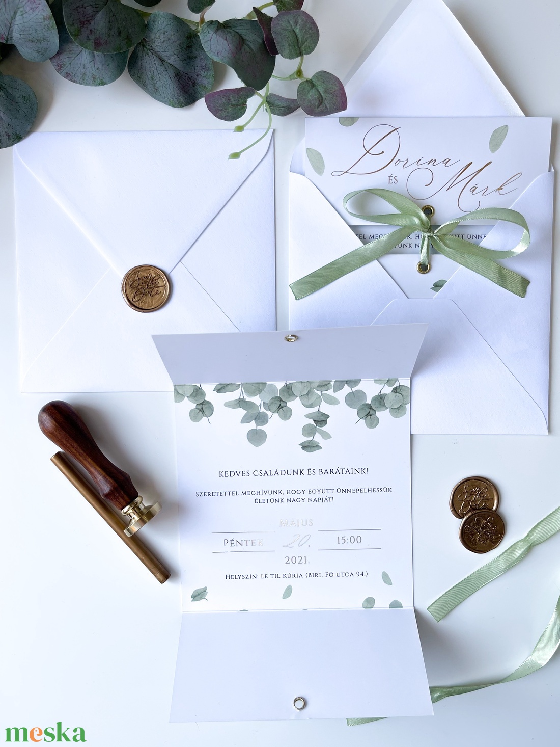 Greenery eukaliptuszos, arany fóliázott, esküvői meghívó, masnival megkötve, borítékkal, viaszpecséttel - esküvő - meghívó & kártya - meghívó - Meska.hu