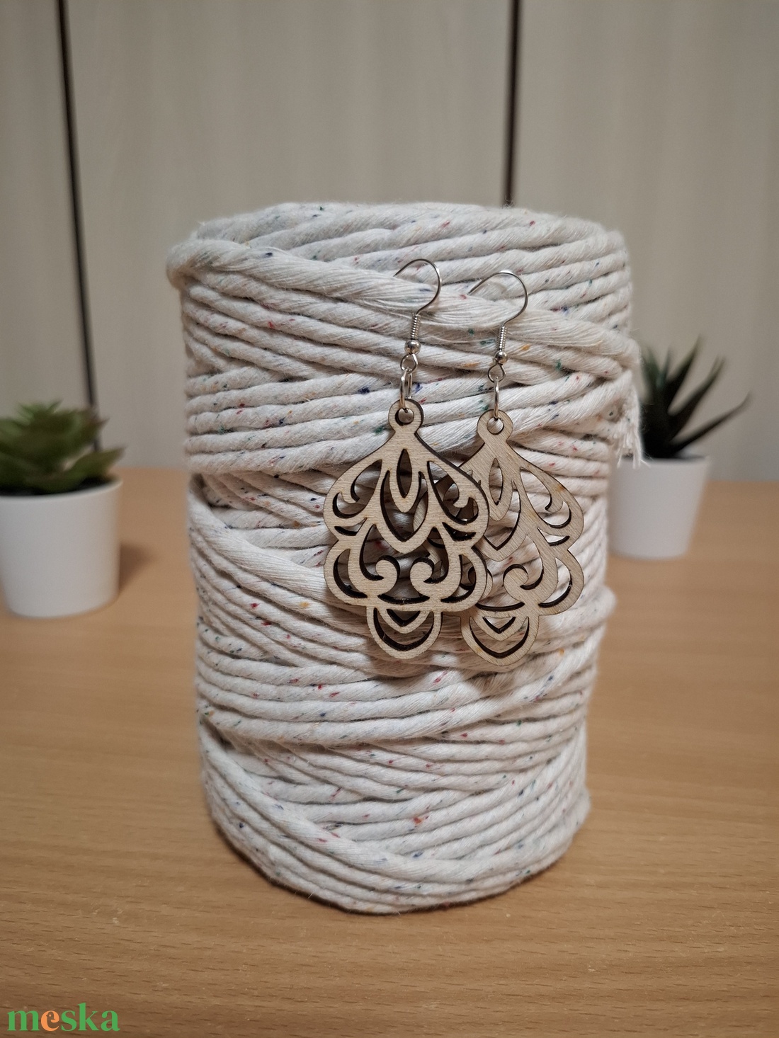 Levél, indamintás fülbevaló - ékszer - fülbevaló - lógó fülbevaló - Meska.hu