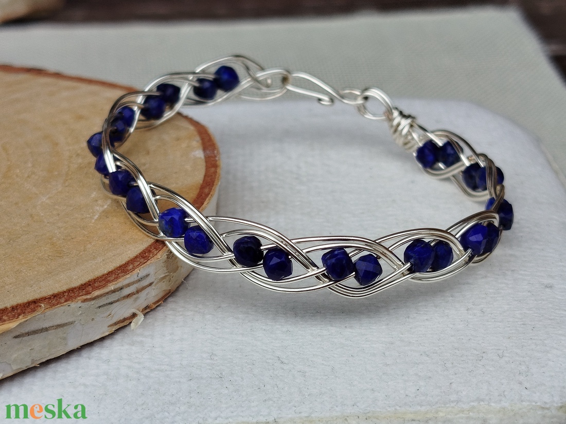 Lapis lazuli karkötő  - ékszer - karkötő - fonott karkötő - Meska.hu