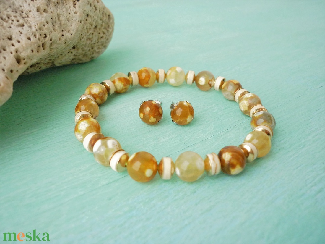 Méz - sárgásbarnás többszínű achát karkötős szett - ékszer - ékszerszett - Meska.hu