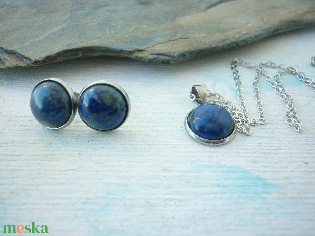 Lápisz lazuli ásvány fülbevaló/medál szett nemesacél alapban - ékszer - ékszerszett - Meska.hu