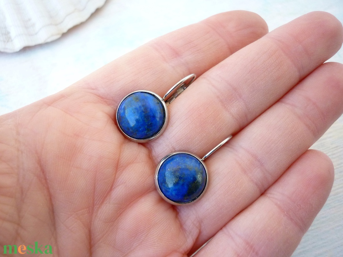 Lápisz lazuli fülbevaló 12mm-es nemesacél francia kapcsos alapon - ékszer - fülbevaló - lógós kerek fülbevaló - Meska.hu