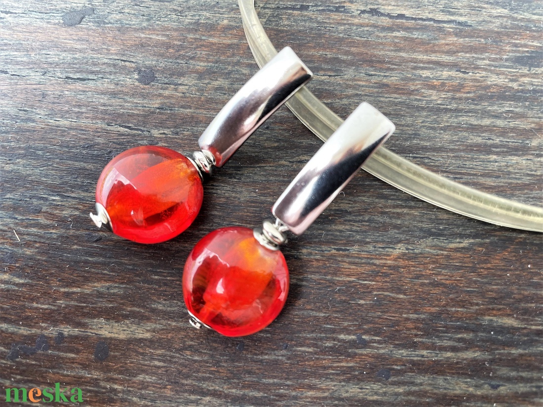 Tűzpiros muránói fülbevaló nemesacél akasztóval - ékszer - fülbevaló - lógó fülbevaló - Meska.hu