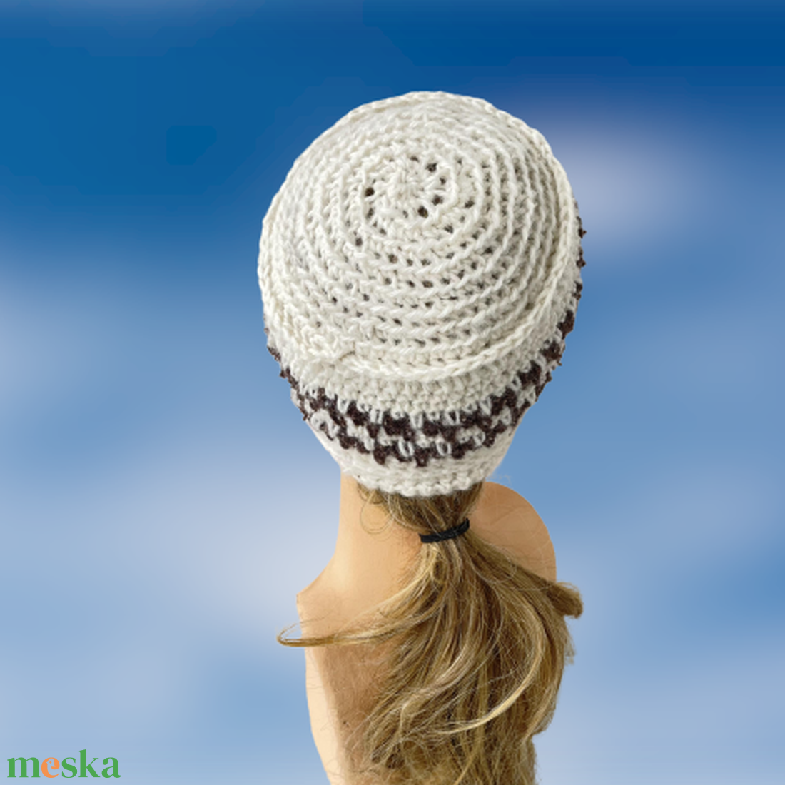 Elvira - kézzel horgolt/kötött női sapka - ruha & divat - sál, sapka, kendő - sapka - Meska.hu
