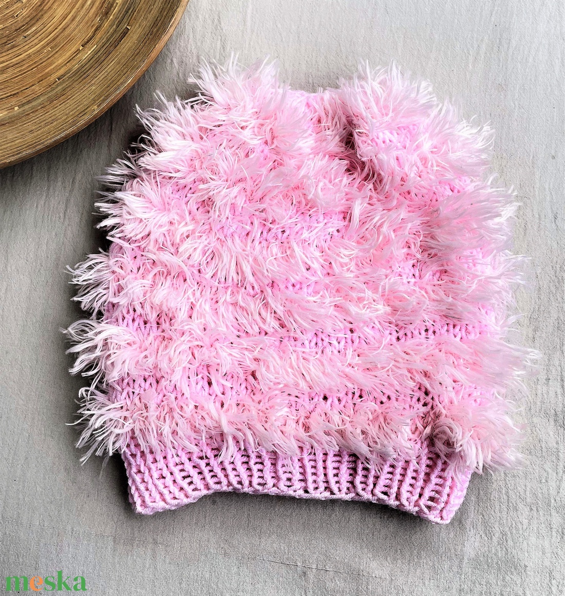 Rózsaszín szöszmösz - kézzel kötött kislány sapka - ruha & divat - sál, sapka, kendő - sapka - Meska.hu
