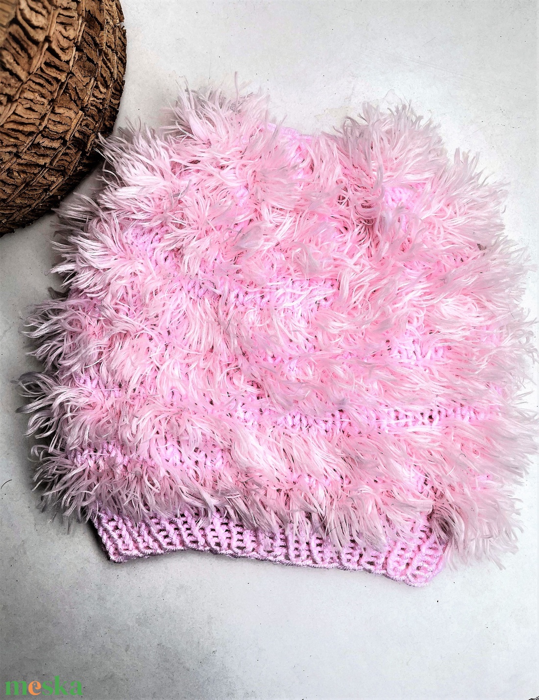 Rózsaszín szöszmösz - kézzel kötött kislány sapka - ruha & divat - sál, sapka, kendő - sapka - Meska.hu
