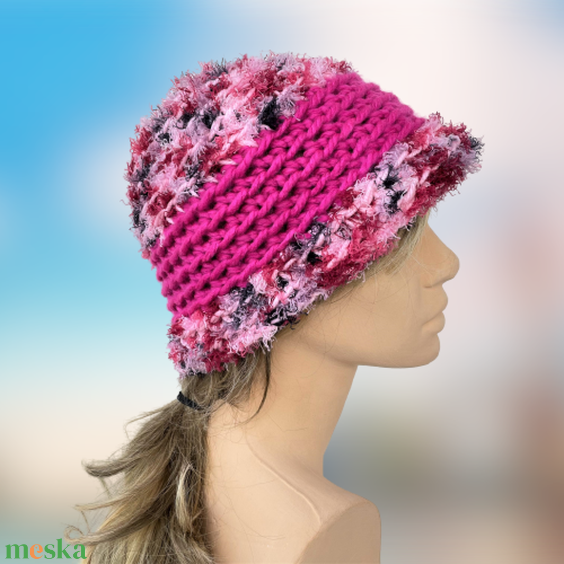 Chanel pinkben - kézzel kötött/horgolt női kalap - ruha & divat - sál, sapka, kendő - sapka - Meska.hu