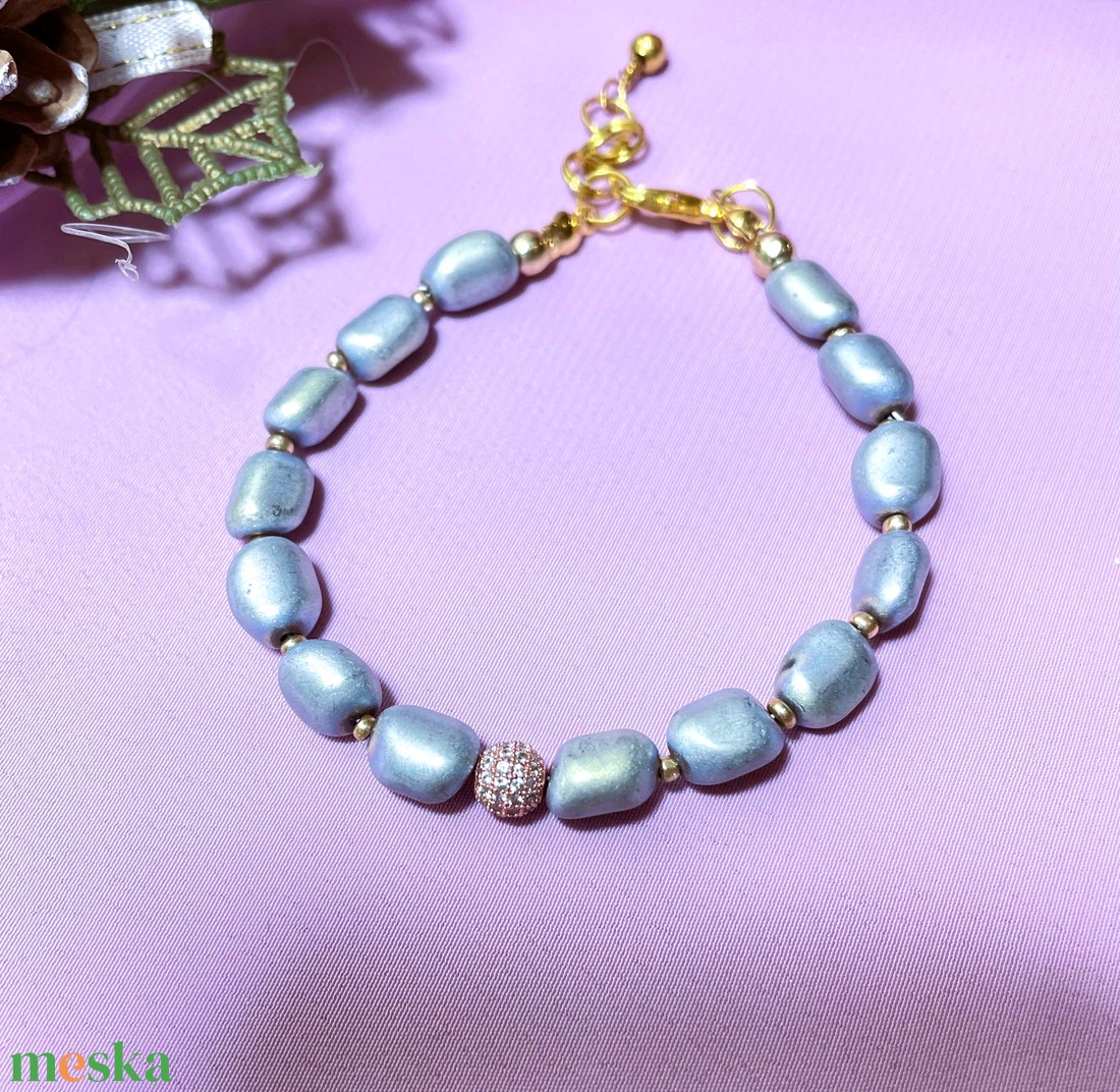 Világosszürke hematit ásvány  karkötő cirkónium gömbbel  - ékszer - karkötő - gyöngyös karkötő - Meska.hu