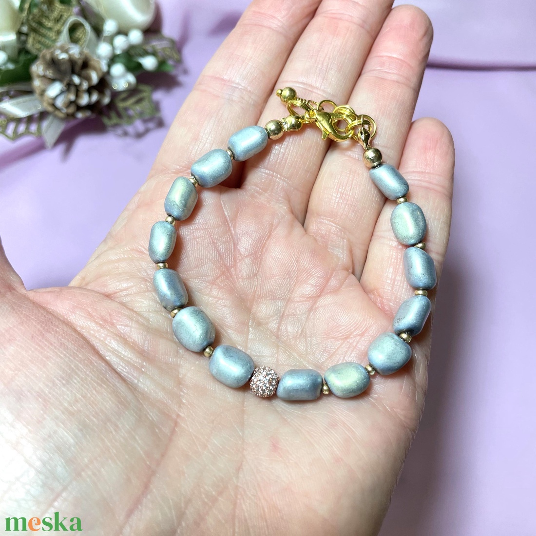 Világosszürke hematit ásvány  karkötő cirkónium gömbbel  - ékszer - karkötő - gyöngyös karkötő - Meska.hu