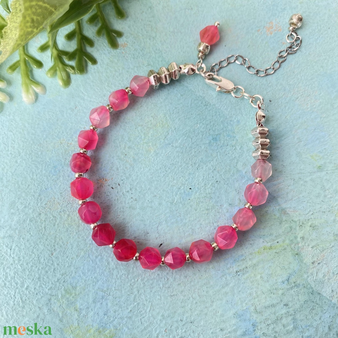 Kicsi pink ásvány karkötő - ékszer - karkötő - gyöngyös karkötő - Meska.hu Kicsi pink ásvány karkötő - ékszer - karkötő - gyöngyös karkötő - Meska.hu