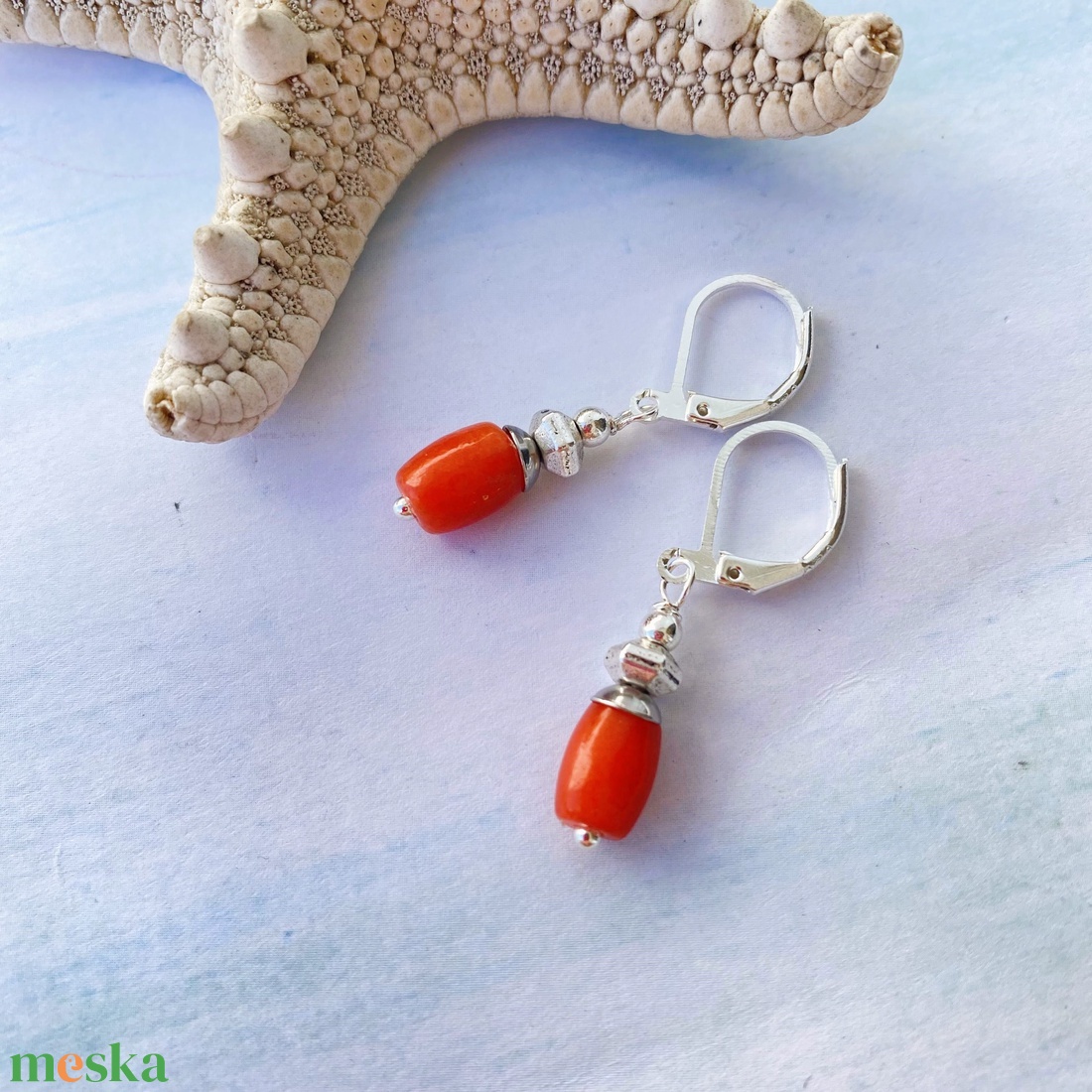 Lazac színű korall  fülbevaló sterling ezüst kapoccsal - ékszer - fülbevaló - lógó fülbevaló - Meska.hu
