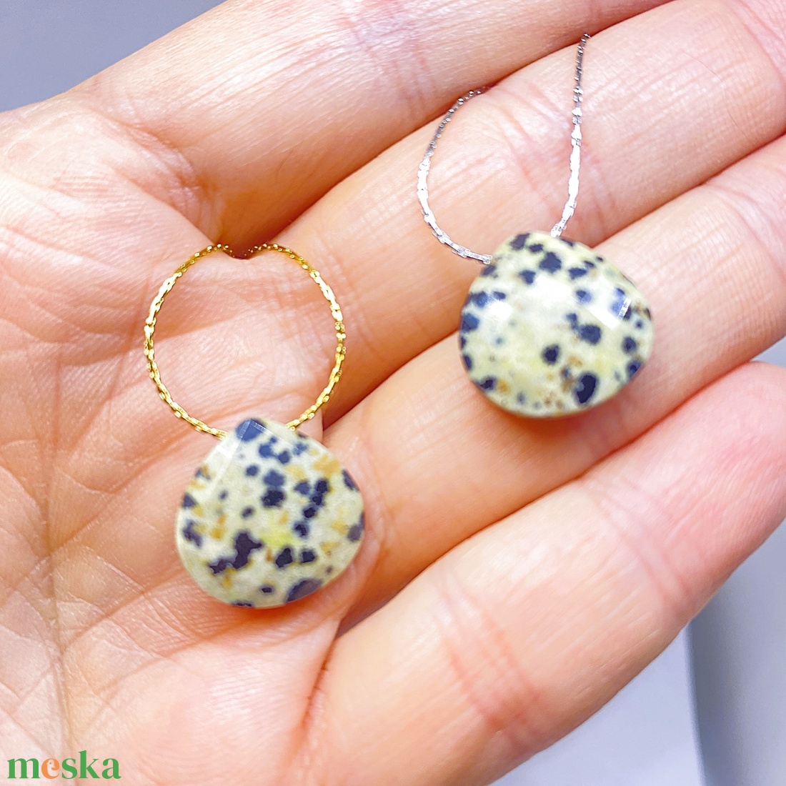 Csiszolt dalmata jáspis medálok - ékszer - nyaklánc - medál - Meska.hu