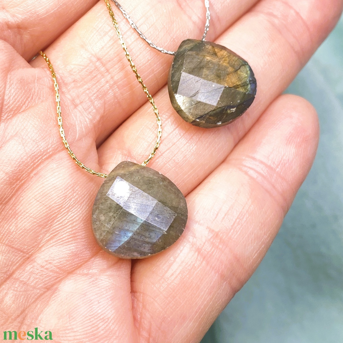 Csiszolt labradorit jáspis medálok - ékszer - nyaklánc - medál - Meska.hu