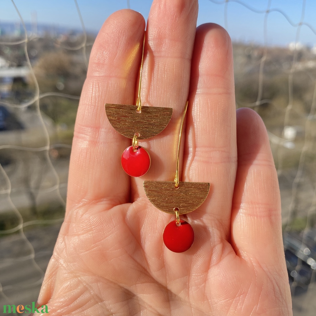 2. Geometrikus   piros/arany fülbevaló nemesacél akasztóval  - ékszer - fülbevaló - lógó fülbevaló - Meska.hu