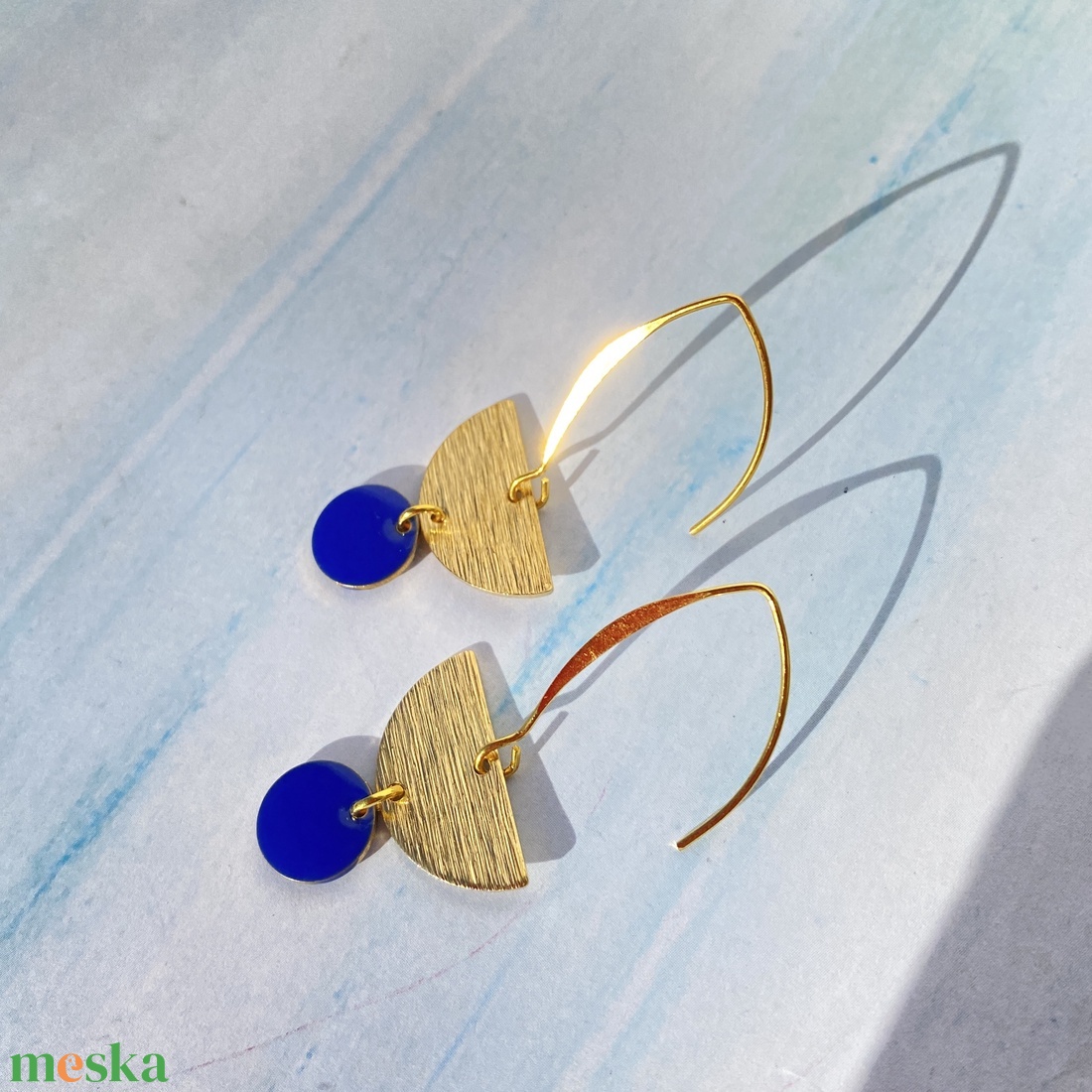 2. Geometrikus   tengerészkék/arany fülbevaló nemesacél akasztóval  - ékszer - fülbevaló - lógó fülbevaló - Meska.hu