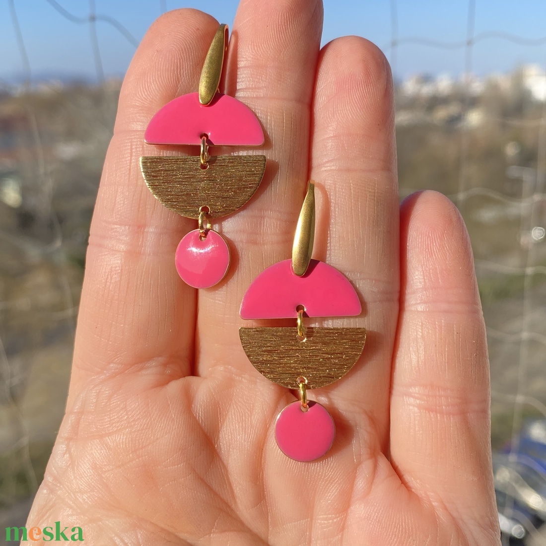  Geometrikus   pink/arany fülbevaló nemesacél akasztóval  - ékszer - fülbevaló - lógó fülbevaló - Meska.hu
