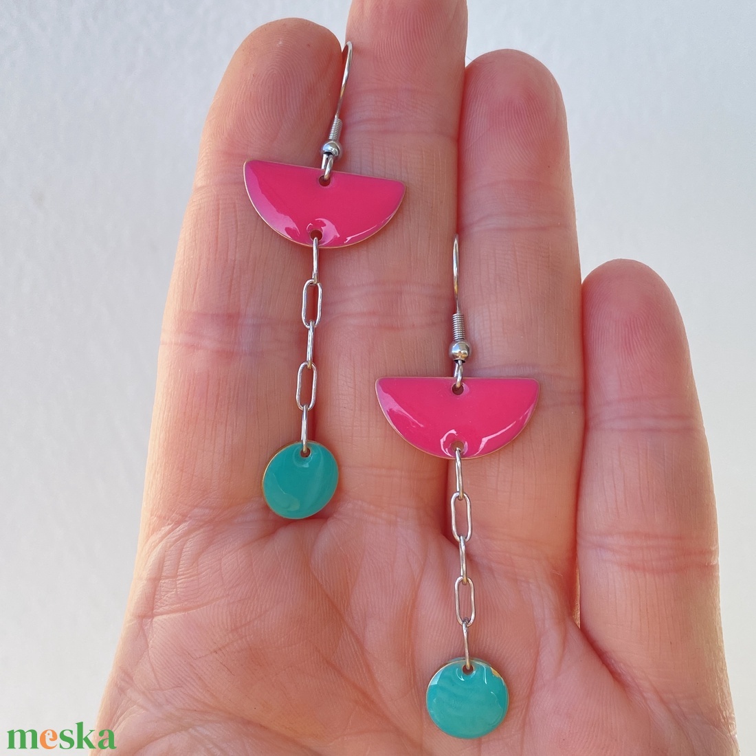  Geometrikus   pink és türkiz fülbevaló ezüst  színű szerelékkel - ékszer - fülbevaló - lógó fülbevaló - Meska.hu