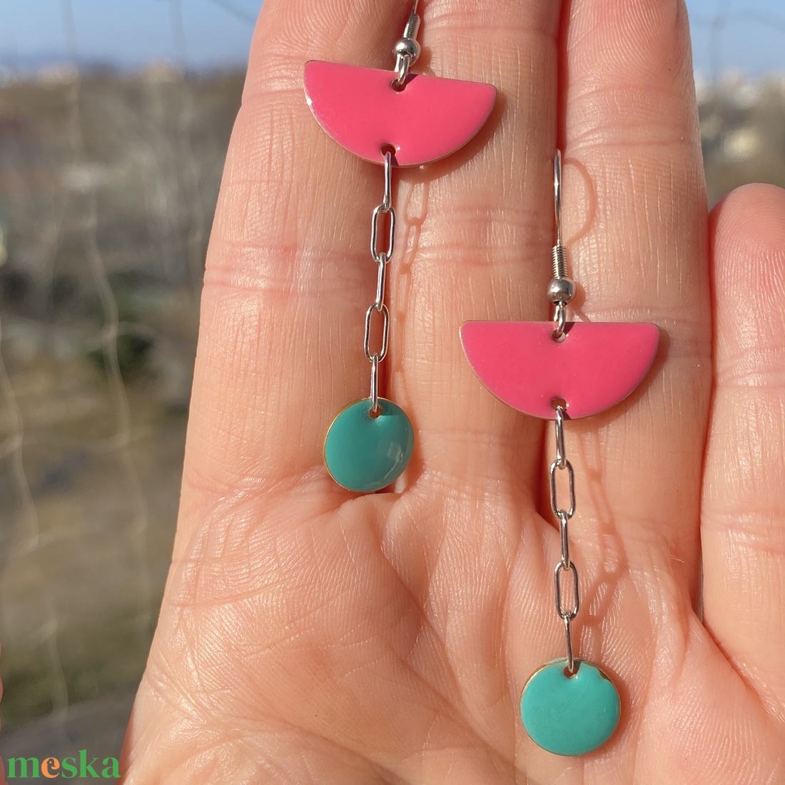  Geometrikus   pink és türkiz fülbevaló ezüst  színű szerelékkel - ékszer - fülbevaló - lógó fülbevaló - Meska.hu