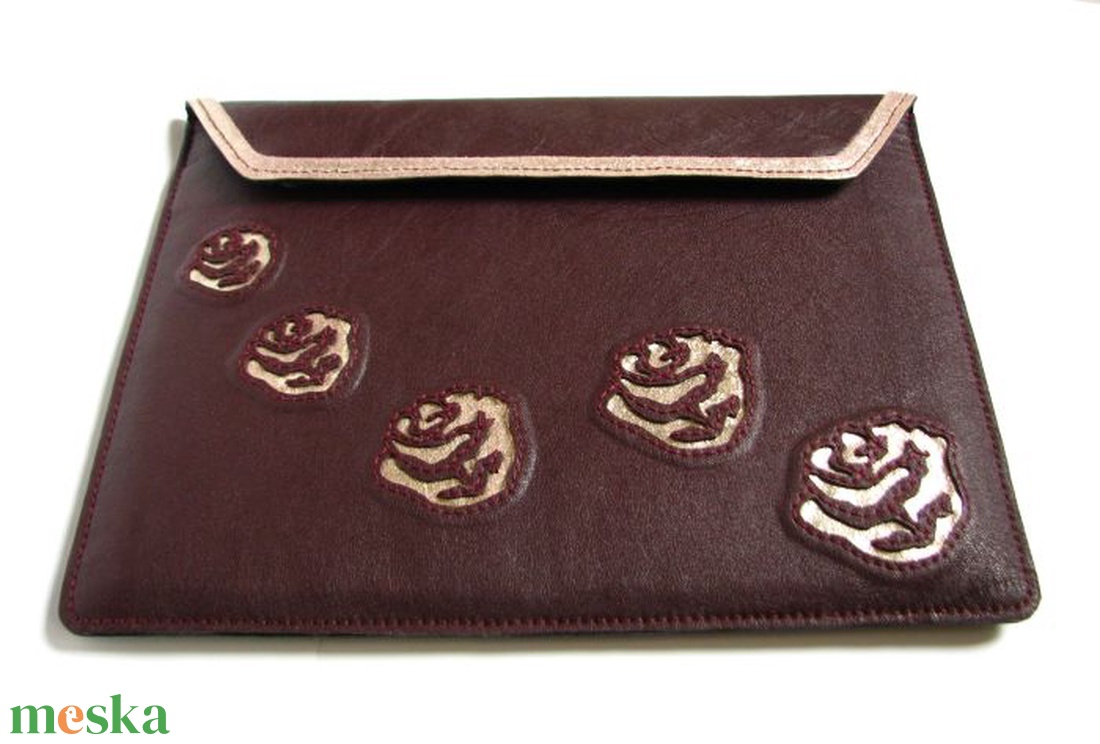 Bordó rózsa mintás marhabőr clutch táska - táska & tok - kézitáska & válltáska - alkalmi táska - Meska.hu Bordó rózsa mintás marhabőr clutch táska - táska & tok - kézitáska & válltáska - alkalmi táska - Meska.hu