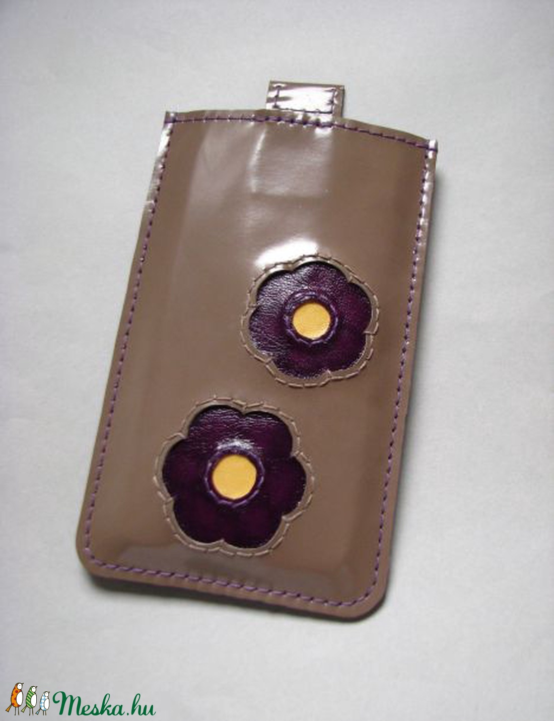 Barna lila virág mintás bőr telefontok/ mobiltok  - táska & tok - pénztárca & más tok - telefontok - Meska.hu