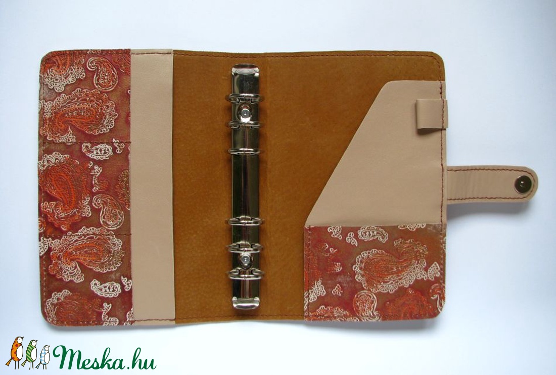 Bézs és mintás metál  bőr gyűrűs határidőnapló, kalendárium -  - Meska.hu