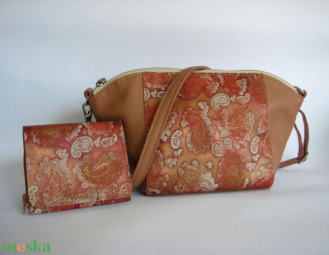 Bézs és török mintás metál bőr táska, crossbody - táska & tok - kézitáska & válltáska - válltáska - Meska.hu Bézs és török mintás metál bőr táska, crossbody - táska & tok - kézitáska & válltáska - válltáska - Meska.hu