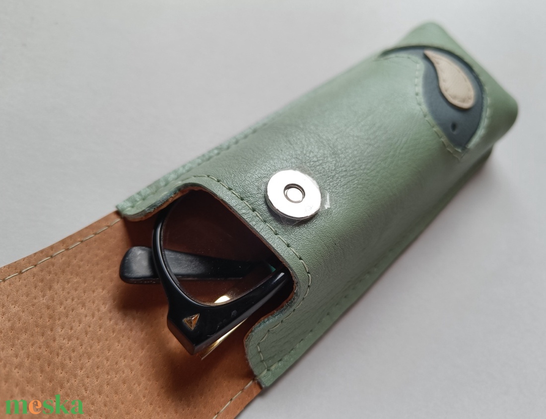 Mentazöld kék madár mintás bőr tolltartó, szemüvegtok - táska & tok - pénztárca & más tok - szemüvegtok - Meska.hu