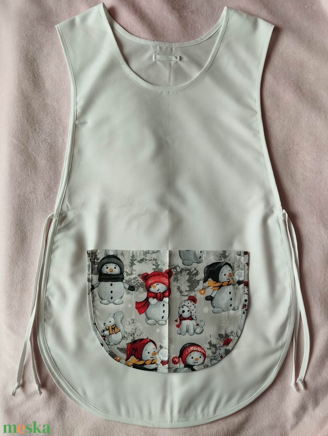 Női fehér lapköpeny,mintás zsebbel  - ruha & divat - munkaruha - Meska.hu