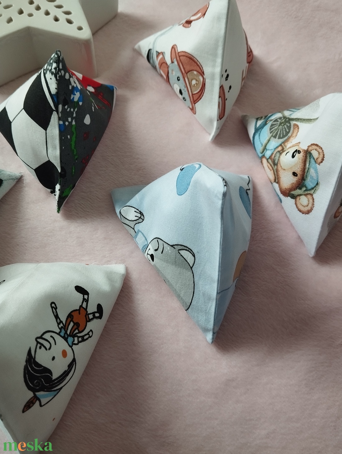 Háromszög formájú babzsák , 6db - játék & sport - készségfejlesztő és logikai játék - oktató játékok - Meska.hu