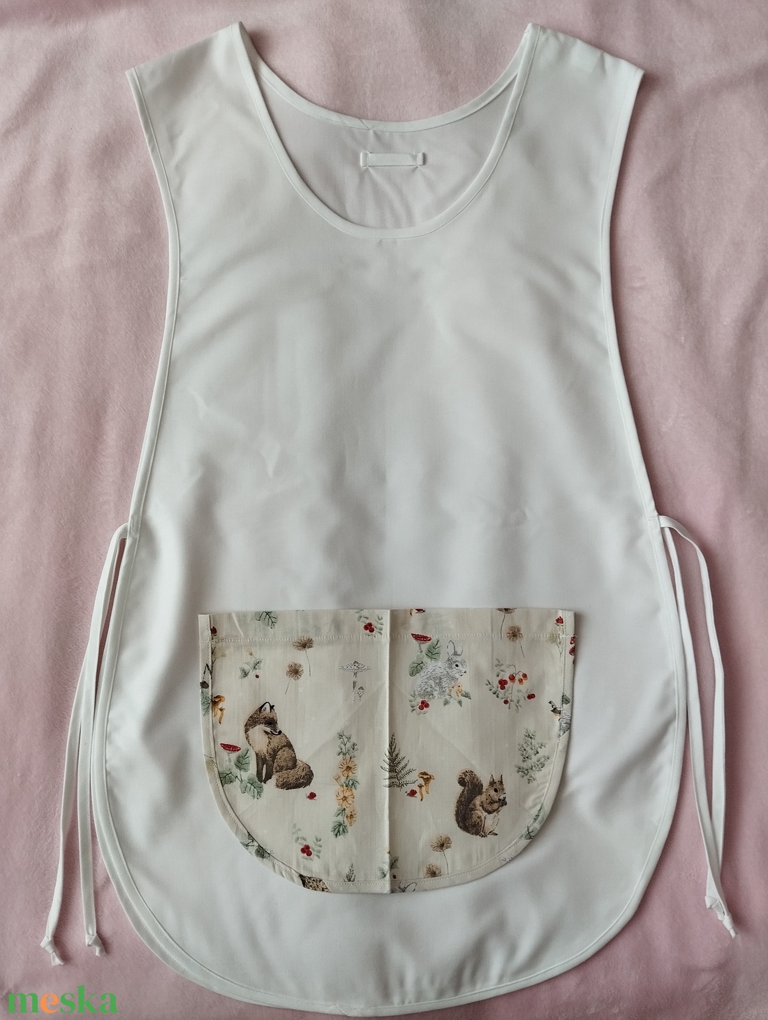 Női fehér lapköpeny,mintás zsebbel , ovis , munkaruha  - ruha & divat - női ruha - tunika - Meska.hu