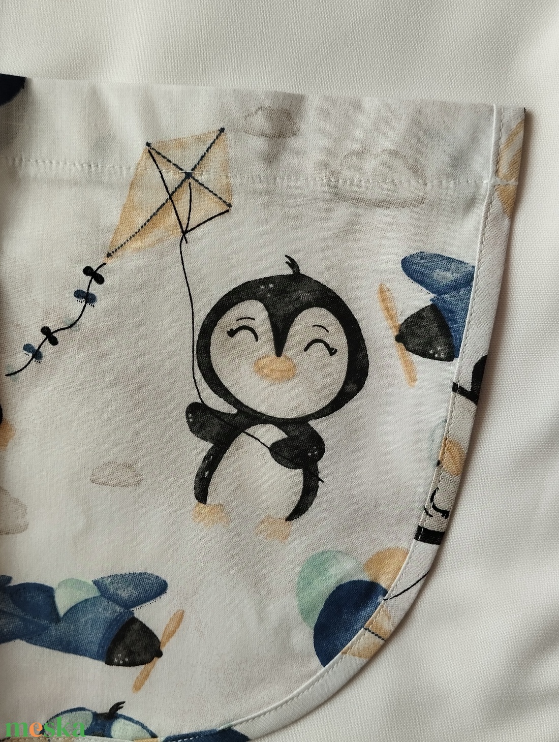 Női fehér lapköpeny, Pingvin � mintás zsebbel , ovis , munkaruha  - ruha & divat - női ruha - tunika - Meska.hu