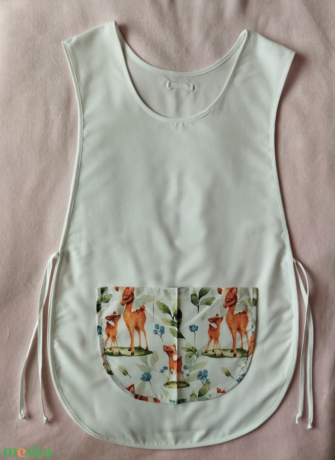 Női fehér lapköpeny, Őz  mintás zsebbel , ovis , munkaruha  - ruha & divat - női ruha - tunika - Meska.hu