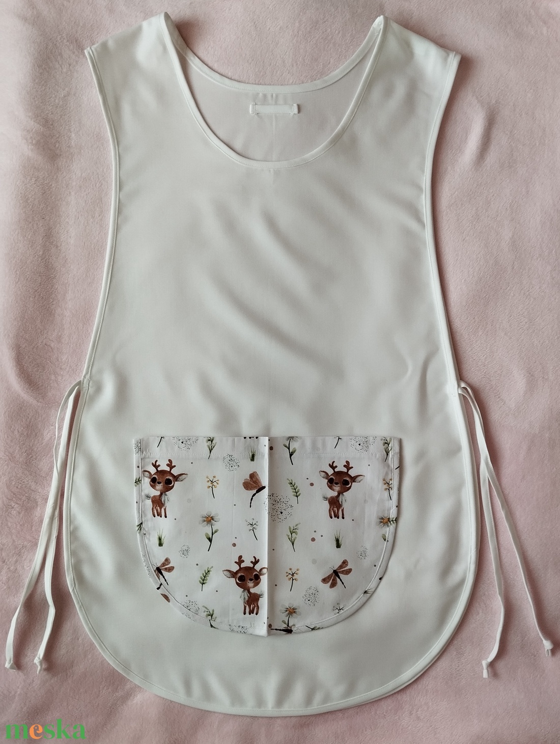 Női fehér lapköpeny, Őz mintás zsebbel , ovis , munkaruha  - ruha & divat - női ruha - tunika - Meska.hu