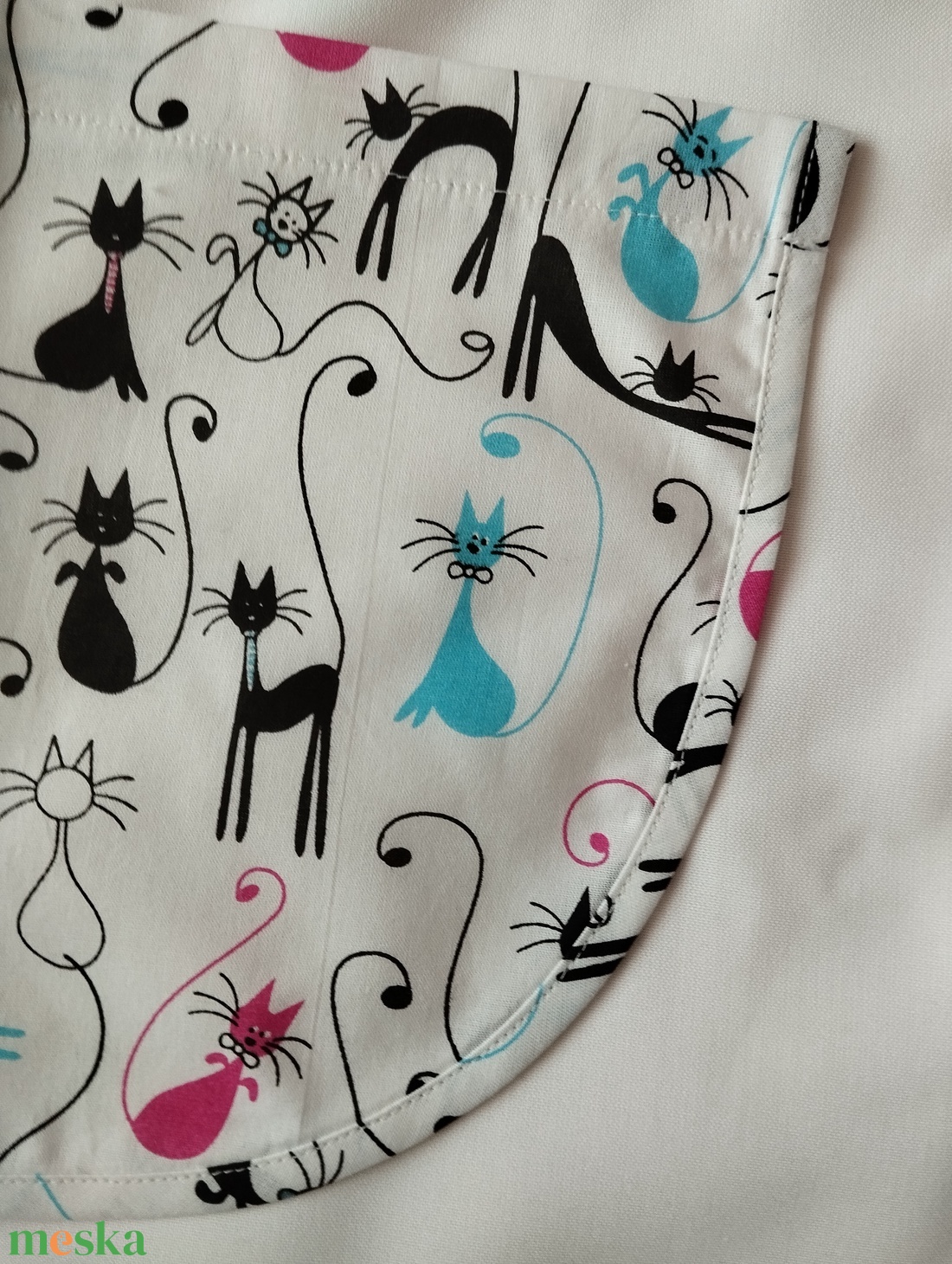 Női fehér lapköpeny, Cica �� mintás zsebbel , ovis , munkaruha  - ruha & divat - női ruha - tunika - Meska.hu