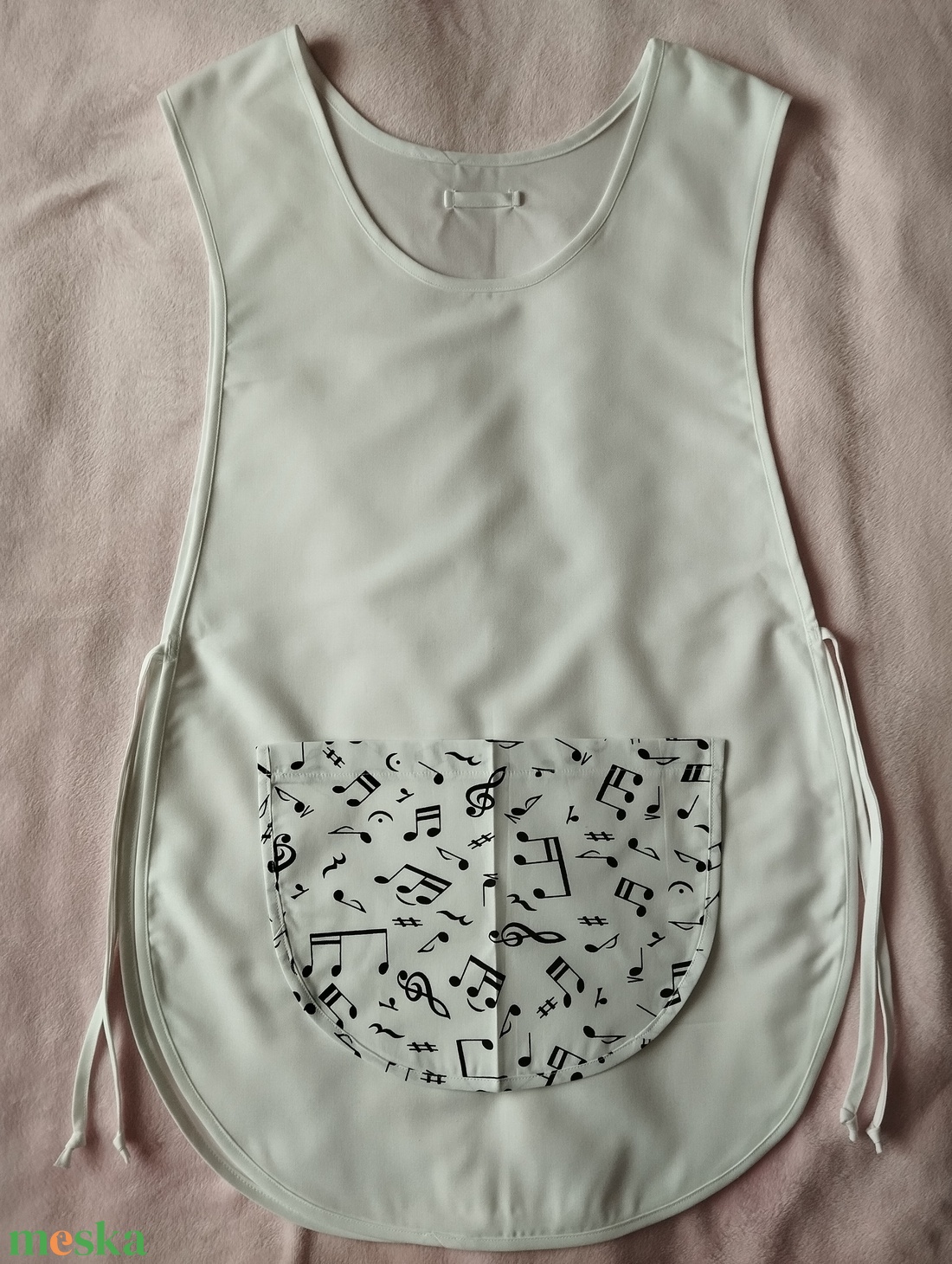 Női fehér lapköpeny, Hangjegy �� mintás zsebbel , ovis , munkaruha  - ruha & divat - női ruha - tunika - Meska.hu