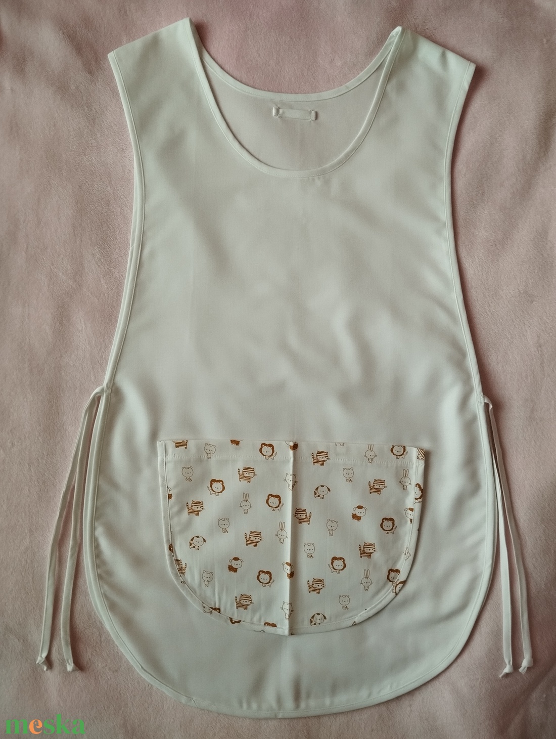 Női fehér lapköpeny, Állat � ���mintás zsebbel , ovis , munkaruha  - ruha & divat - női ruha - tunika - Meska.hu