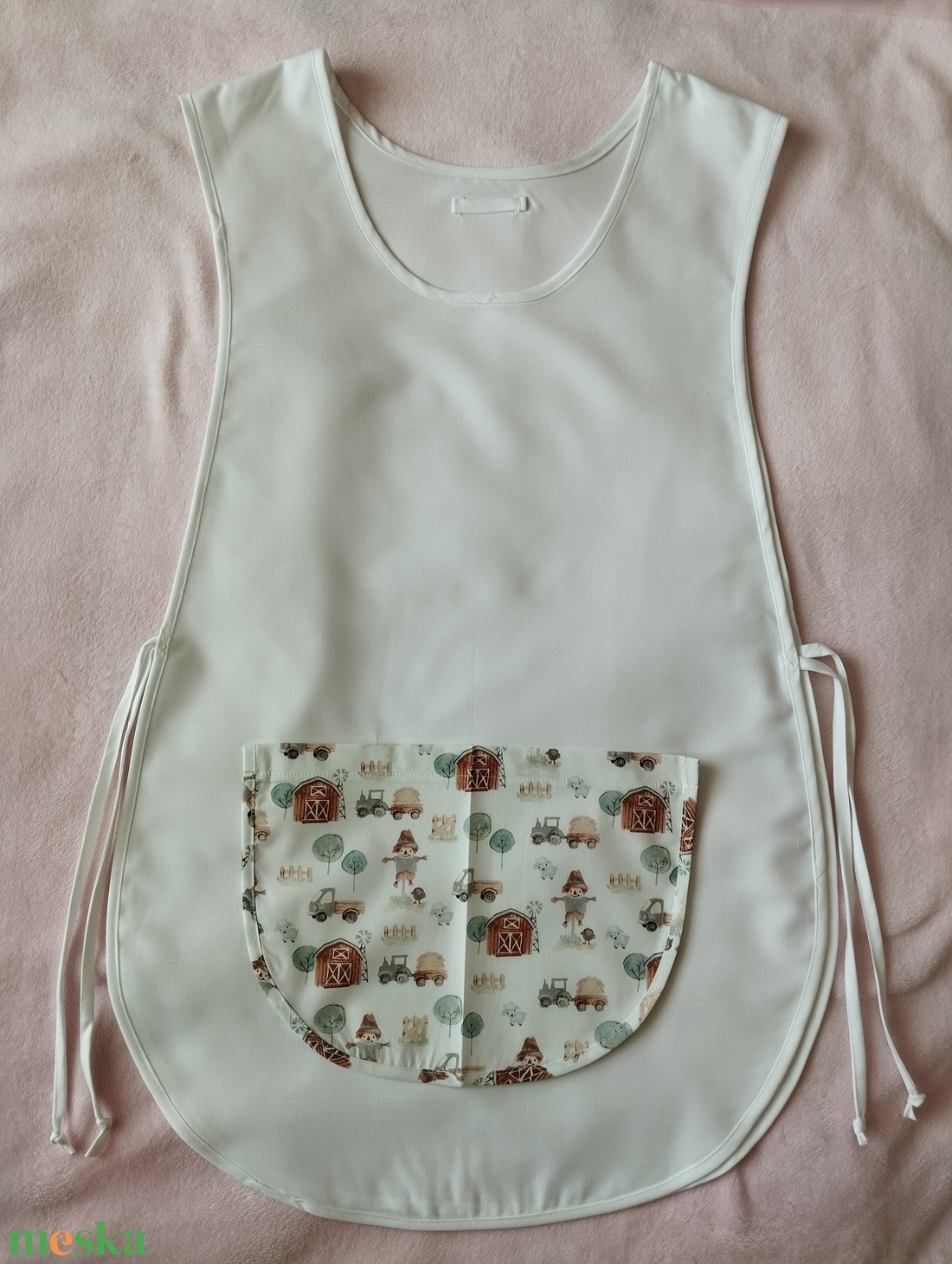 Női fehér lapköpeny, Farm �� mintás zsebbel , ovis , munkaruha  - ruha & divat - női ruha - tunika - Meska.hu