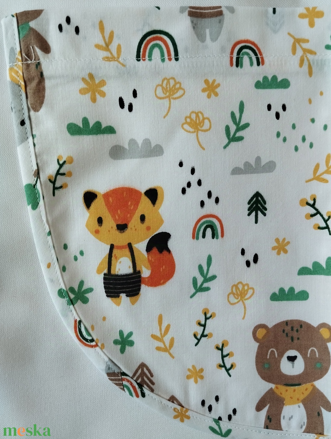 Női fehér lapköpeny, Erdei állatok  ��mintás zsebbel , ovis , munkaruha  - ruha & divat - női ruha - tunika - Meska.hu