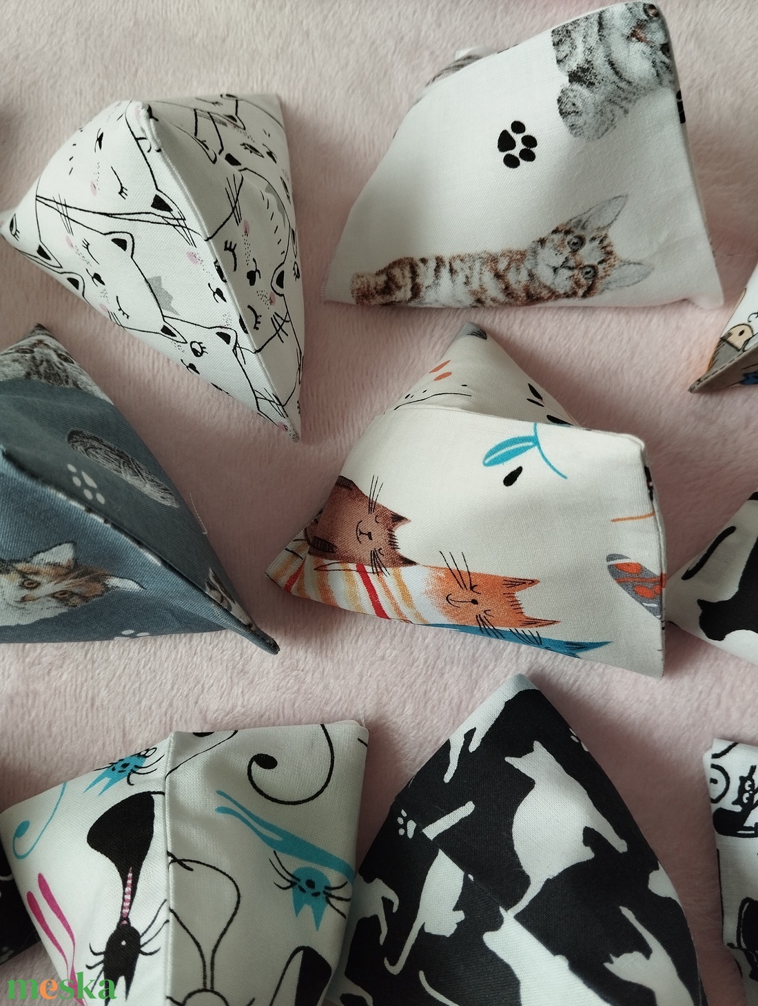 Háromszög formájú babzsák , cica �� mintás,10db - játék & sport - készségfejlesztő és logikai játék - logikai játékok - Meska.hu
