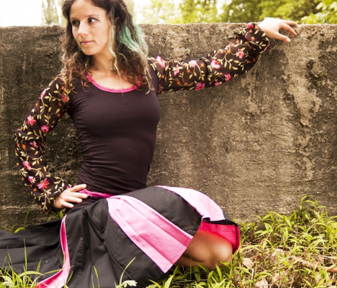 Fekete-pink virágos ujjú felső - - Meska.hu Fekete-pink virágos ujjú felső - - Meska.hu