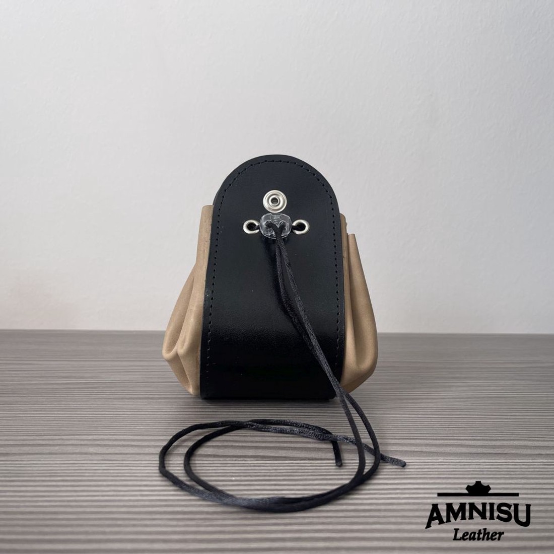 2in1 szütyő és kockatálca - fekete - bézs - játék & sport - táblajáték és kártyajáték - társasjátékok - dobókocka - Meska.hu