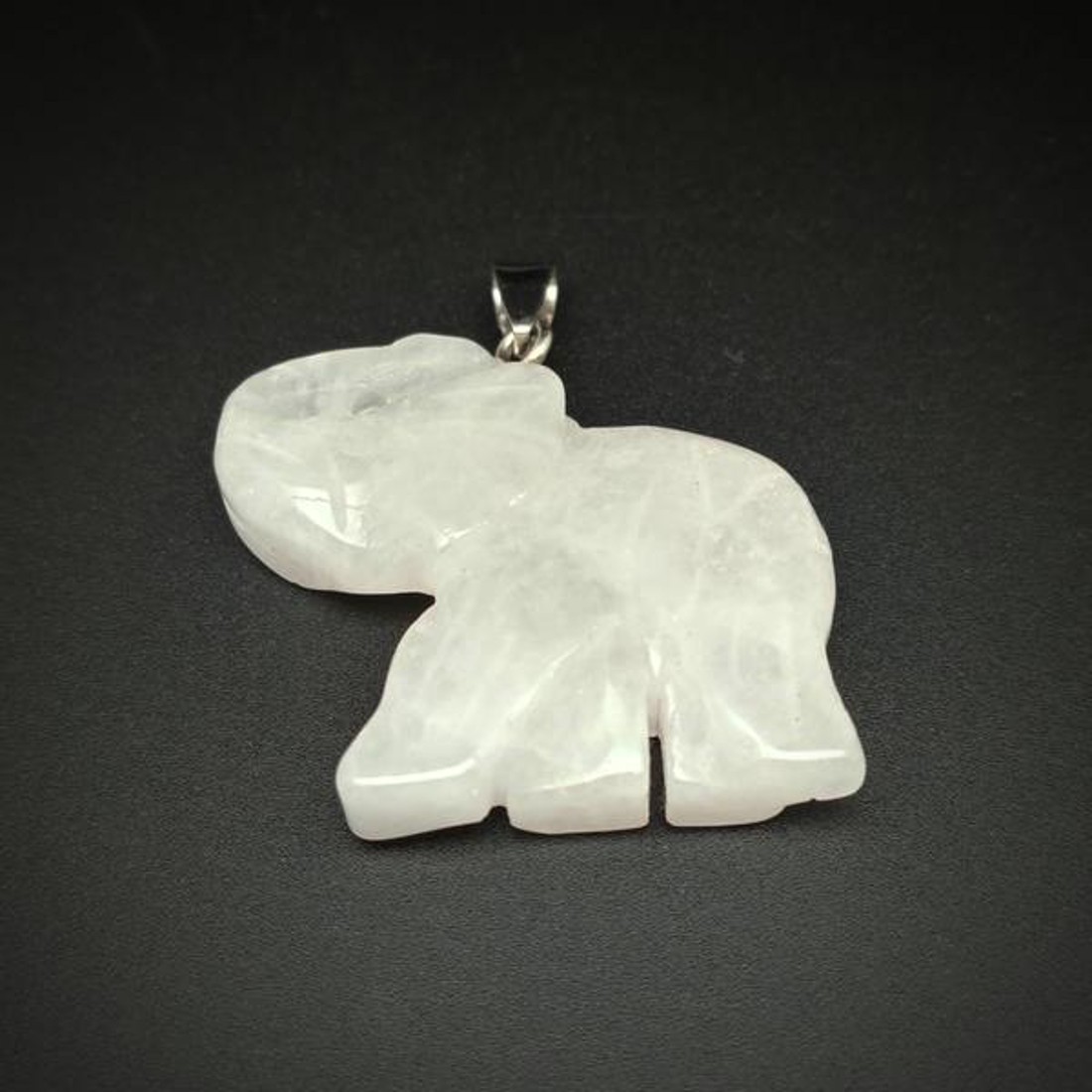 Elefánt medál kvarc tej 4x3cm - ékszer - nyaklánc - medál - Meska.hu Elefánt medál kvarc tej 4x3cm - ékszer - nyaklánc - medál - Meska.hu