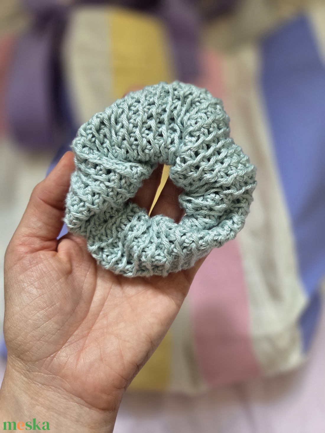 Horgolt scrunchie - horgolt hajgumi - ruha & divat - hajdísz & hajcsat - hajgumi - Meska.hu