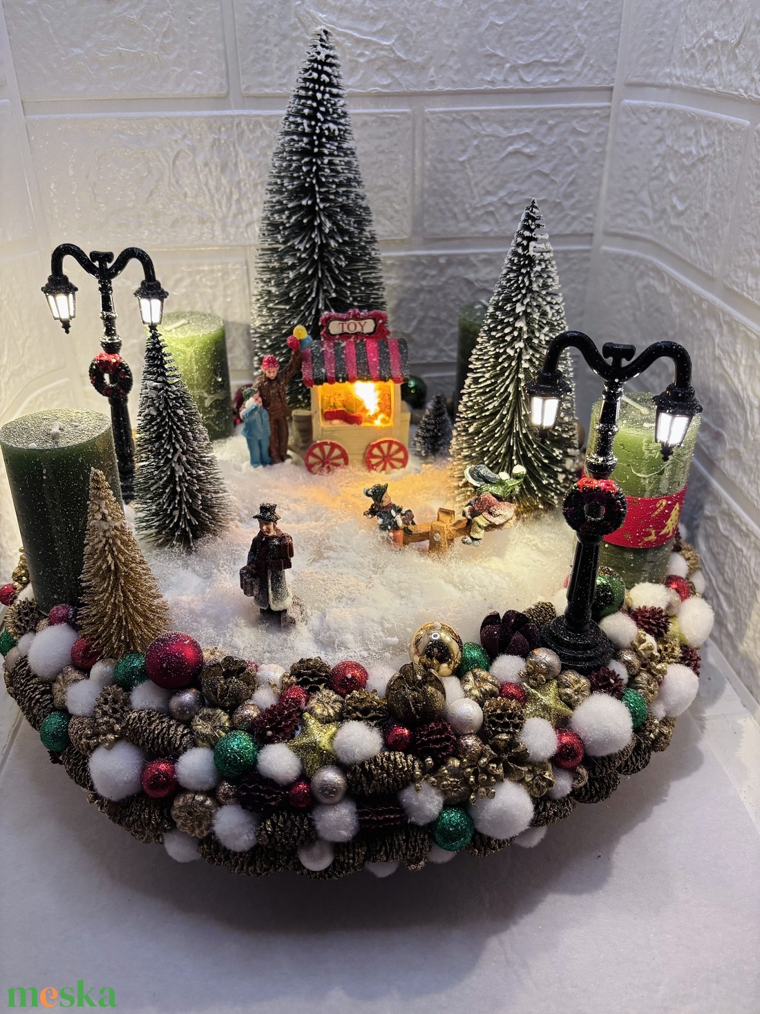 Karácsonyi életképes adventi koszorú - karácsony - adventi díszek - adventi koszorú - Meska.hu Karácsonyi életképes adventi koszorú - karácsony - adventi díszek - adventi koszorú - Meska.hu