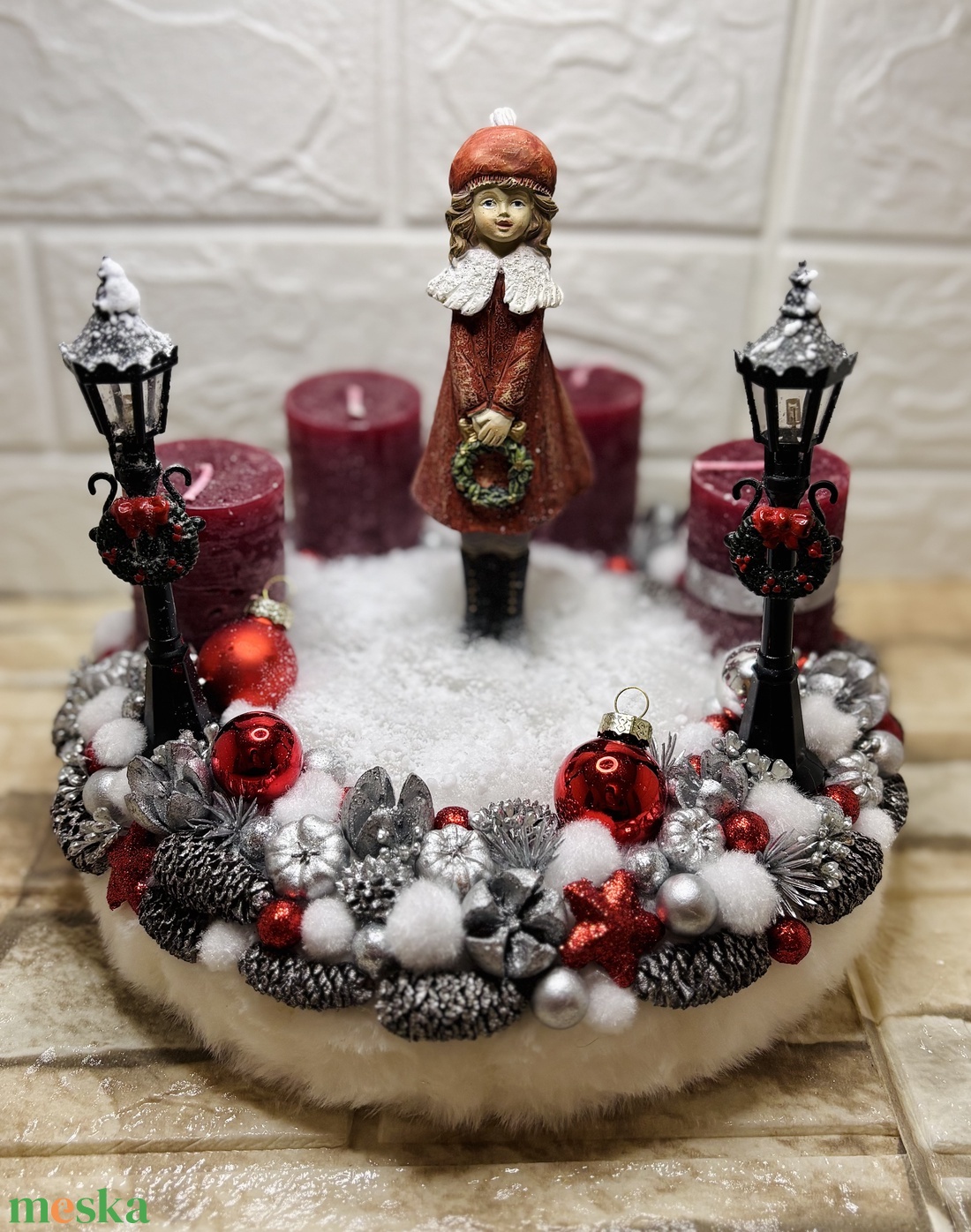 Világítós, kislányos adventi koszorú - karácsony - adventi díszek - adventi koszorú - Meska.hu