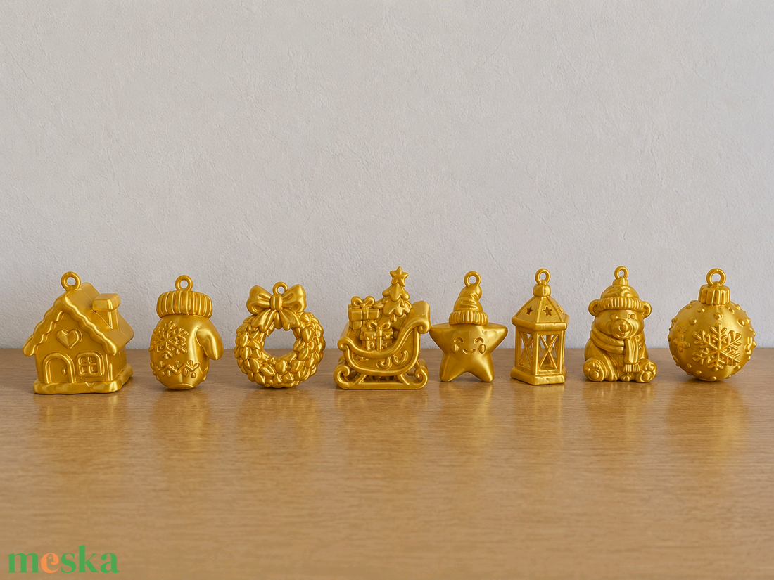 8 részes Arany Karácsonyi Díszkészlet � Elegáns Kézműves Karácsonyfadíszek - karácsony - karácsonyi lakásdekoráció - karácsonyi lakásdíszek - Meska.hu