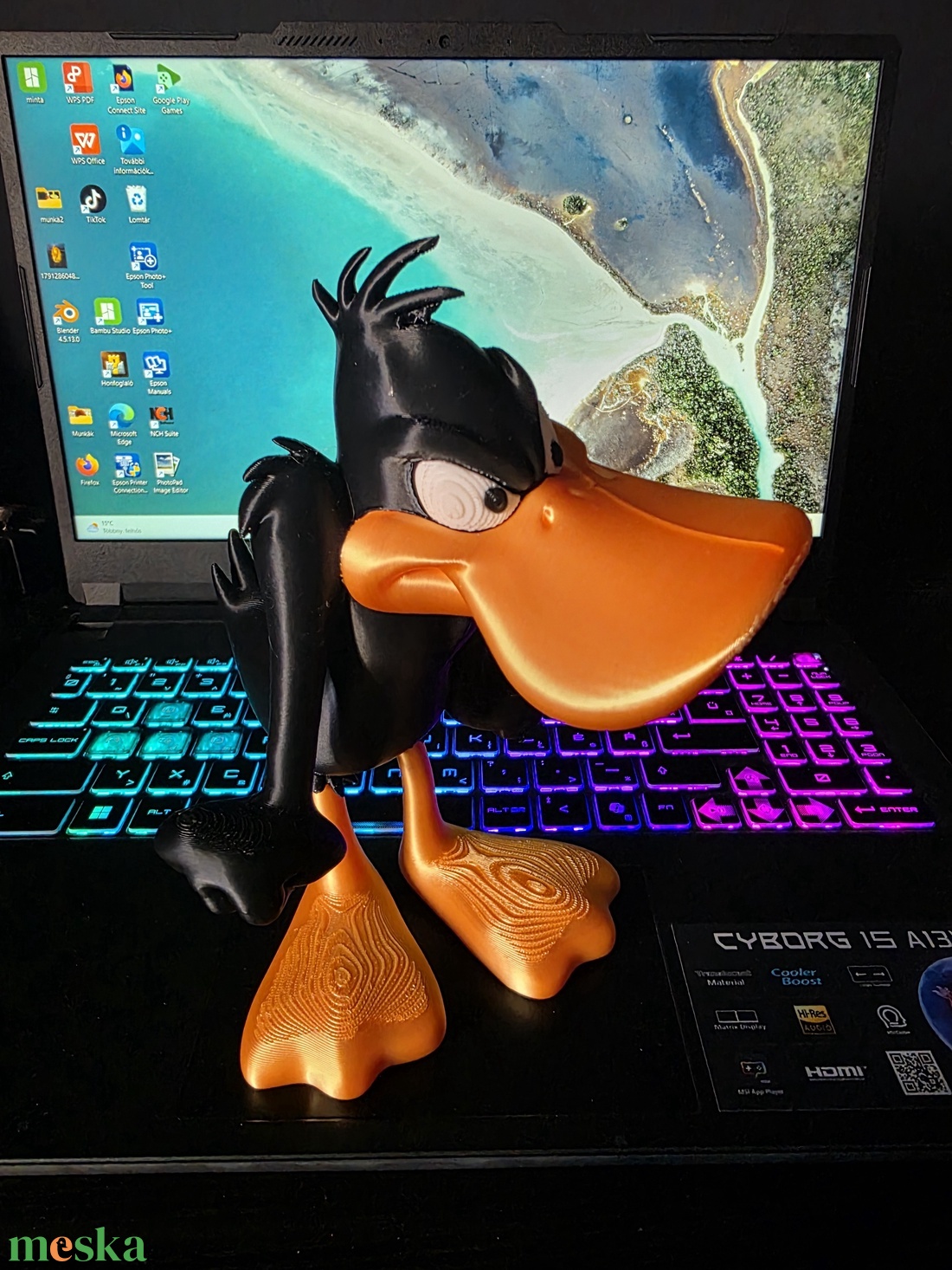  Daffy kacsa figura � Egy vagány karakter, aki nem marad észrevétlen! - játék & sport - plüssállat & játékfigura - más figura - Meska.hu